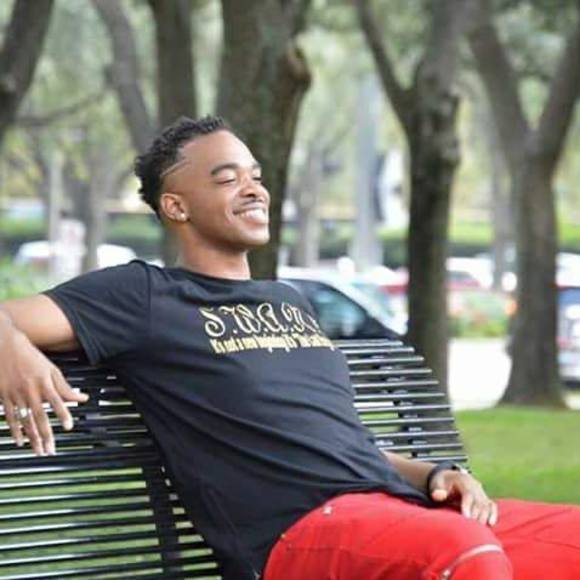 Meet your Posher, Bentley - Picture 1 of 1